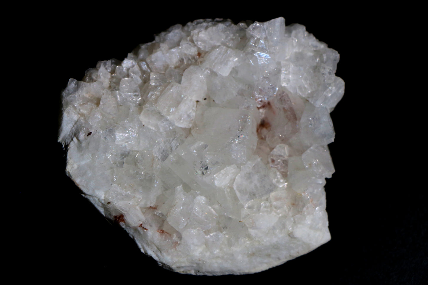 Jalgoan Quartz Cluster
